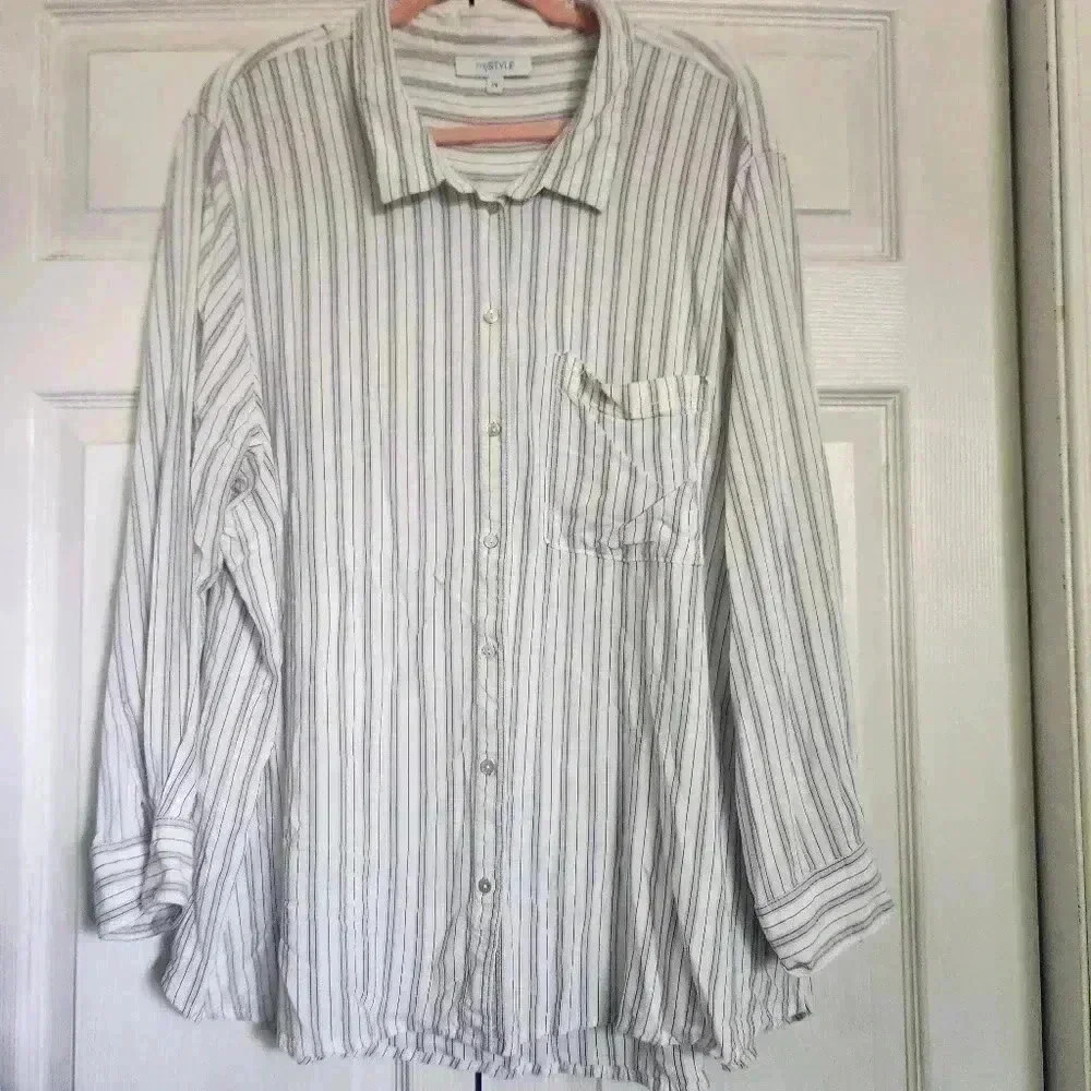 My Style Oversized Super Soft  Women's Plus Size Button Up - Size 3x
